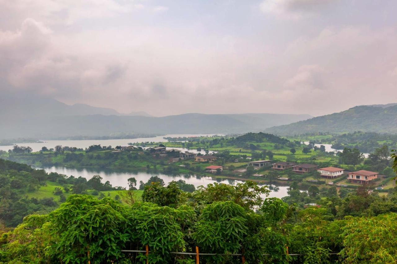 Stayvista'S Shivom Villa 12 - A Serene Escape With Views Of The Valley And Lake Lonavala Exterior foto