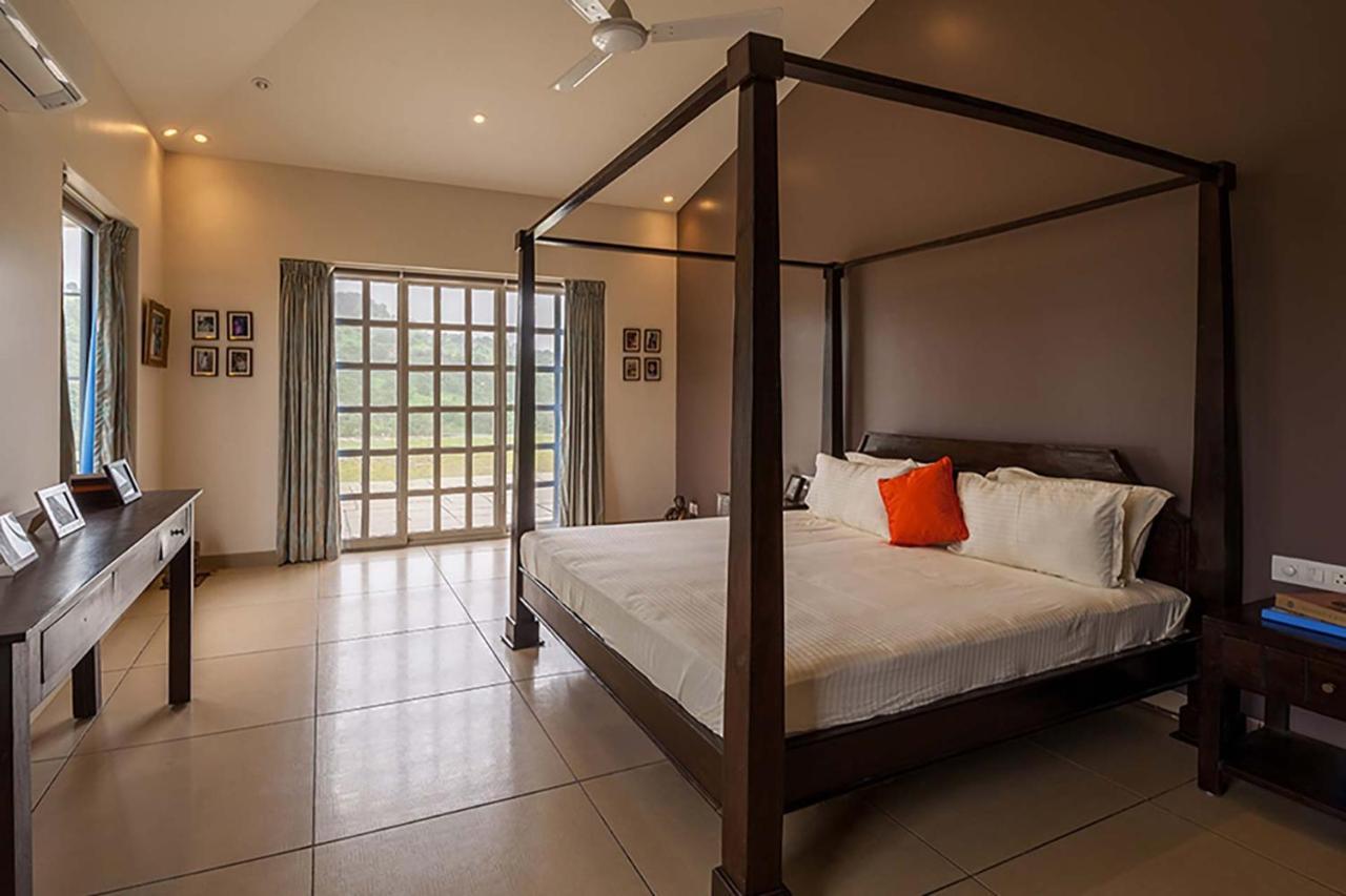 Stayvista'S Shivom Villa 12 - A Serene Escape With Views Of The Valley And Lake Lonavala Exterior foto