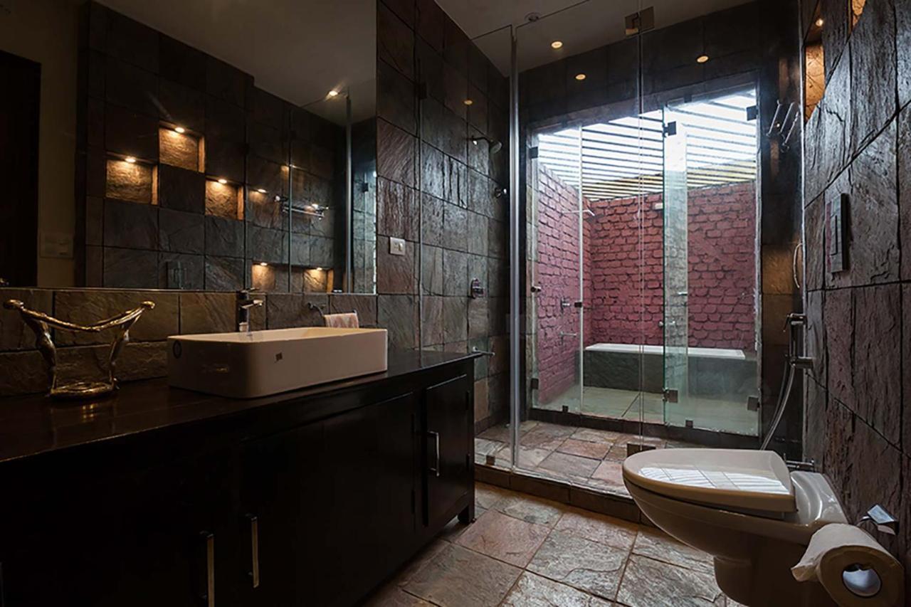 Stayvista'S Shivom Villa 12 - A Serene Escape With Views Of The Valley And Lake Lonavala Exterior foto